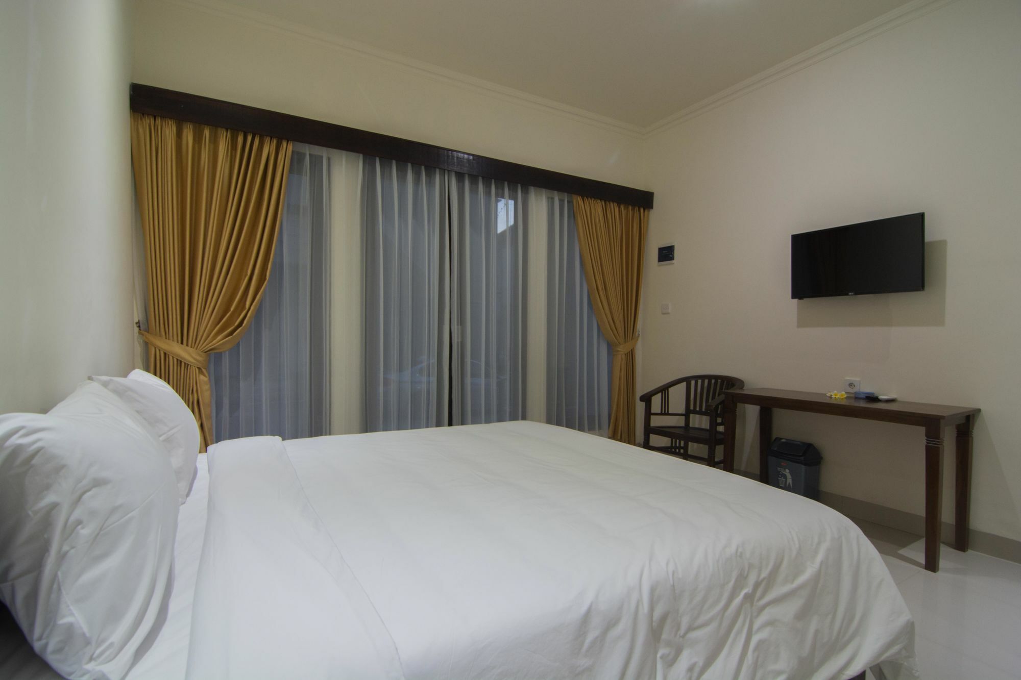 Gria Manik Batubelig Hotel
